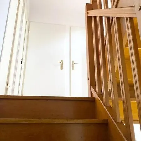 Excellent In Apartment *